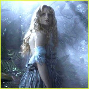 My name is Alice, you may know me from the stories of Wonderland #RP #Descriptive #Taken by @stillajumper