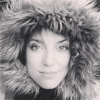A marie curie nurse who climbed kilimanjaro in 2011 who is at it again taking on the sahara desert this october, pls give me a follow & show ur support xx