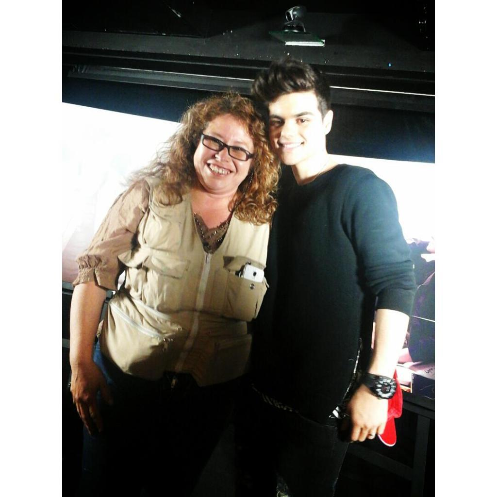 EliviaO's profile picture. Mama Abrahamer, Gemelier, Calumier, Lericana ,Alexista y honter Kin bu kim hyun joong
Apoyando a mi hija para cumplir sus sueños @Amyatzimba