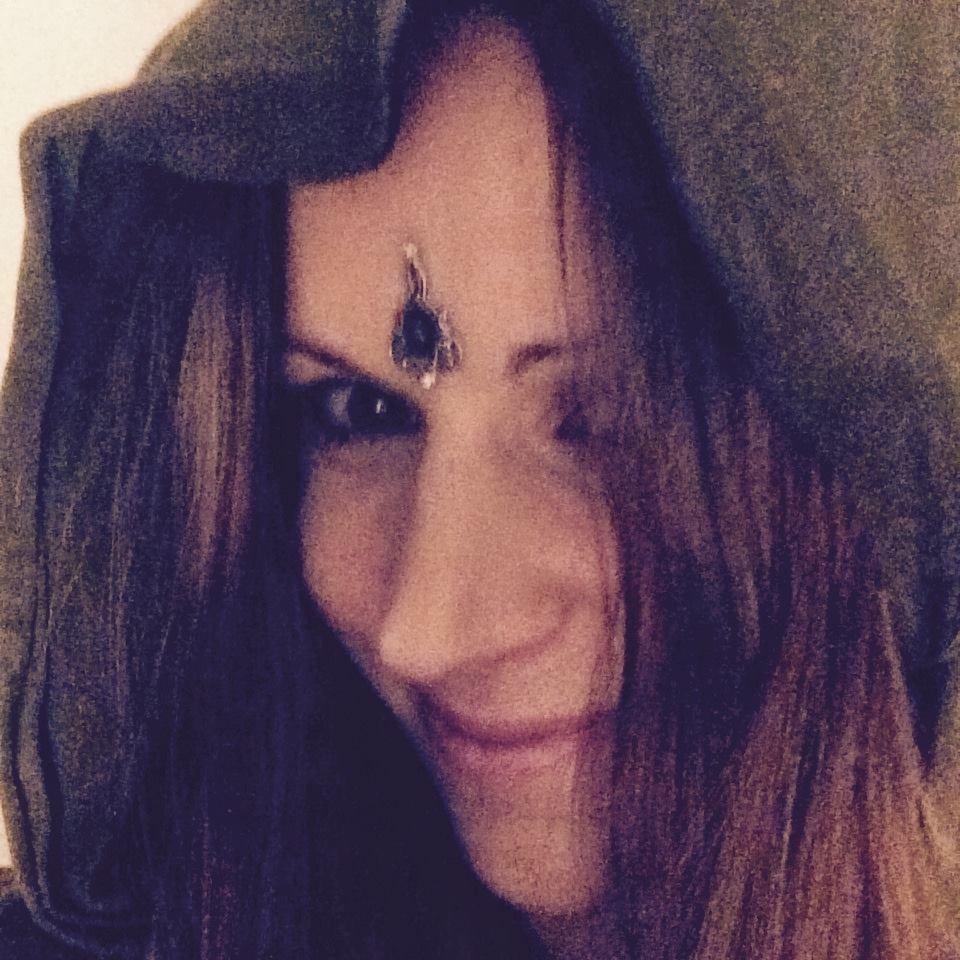 *Crystal Jewellery, Crystals, Grids & Gifts *Crystal & Energy Healing. *Sensual Goddess.