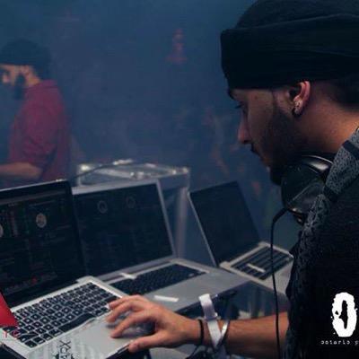 Twitter-Soundcloud-Instagram : @deejaysparx Booking: info@deejaysparx.com