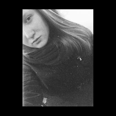 XeESQAAxpAMpqOZ's profile picture. 