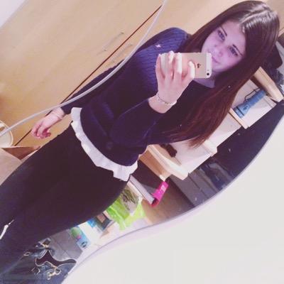 evve0011's profile picture. 