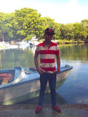 Baby swaq en todo fucking dominicano **amor a la musica rap  ^^motzarista 108% fan