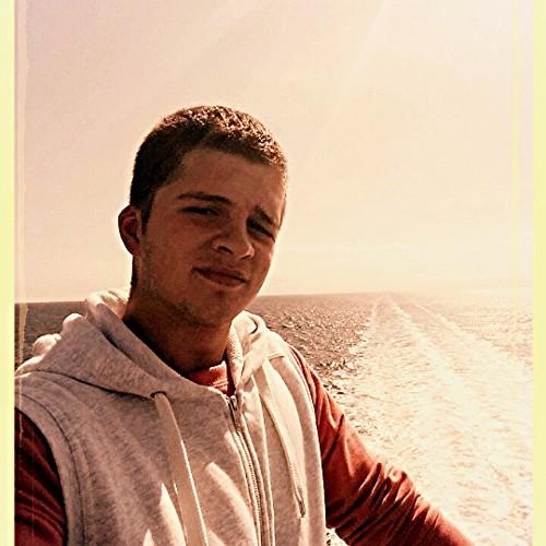 Niky30071999's profile picture. 