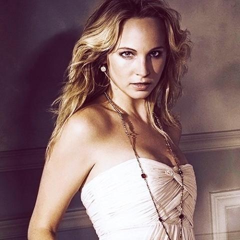 canaccolafacebo's profile picture. http://t.co/Ia64REQMwO
Twitter du site source sur la fabuleuse actrice @CandiceAccola !
