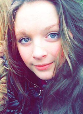 PaulieneVd's profile picture.