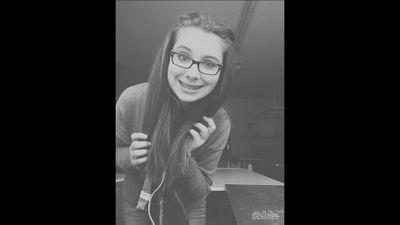 AnnabellaWill01's profile picture. 