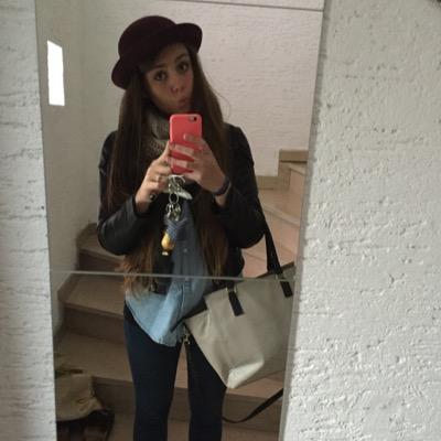 bur_jane's profile picture. 