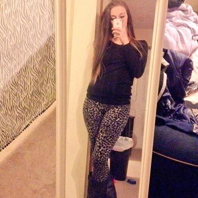 Suck_Mi_Pum_Pum's profile picture. if u fall in love with u give me power to ruin your life . GANG = Family GREEN = Health