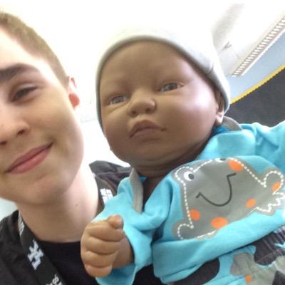 easywork0019's profile picture. 