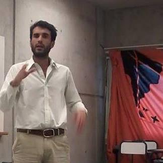 Peronista. Hincha de Boca. Abogado.