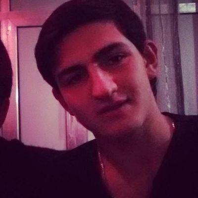 HAYAT GUZEL amma  HAYATI yasaya BILENLER icin GUZEL sevmeye DEYER seve BILINCE deyer