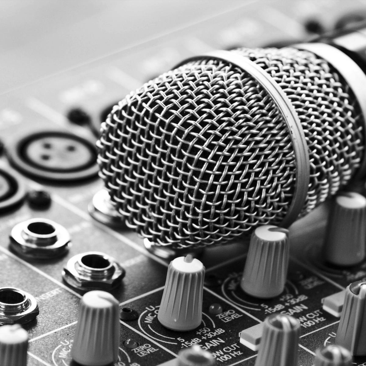 STUDIO B - Toronto's hottest show on the NEW VIBE 105FM! Hosted by DJ MelBoogie | @djmelboogie