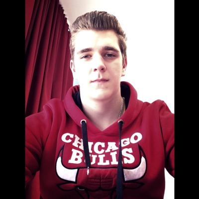Sandro#18#chill#smoke#drink#play#friends#xbox-No L IiMiI T HD#instagram-no_limit666#ask-Sandro Bader#