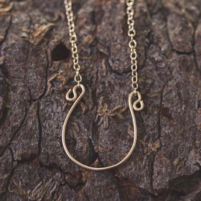 veronica_harold's profile picture. Lisa Richardt has been surrounded by jewelry since a young age. Veronica & Harold jewelry is handmade with sterling silver, gold fill, and natural gemstones.