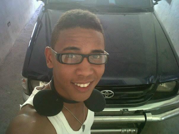 abrahan__montas's profile picture. Comunicador de Radio y TV. Actor escritor. Humorista, conductor y productor, musico y muy humilde!!! Conductor de Tu Radio tV!