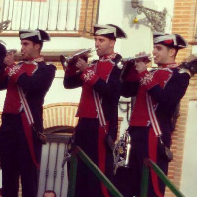 Amante de las cofradias, los toros, el flamenco, el fútbol y mis amigos. Componente de @AM_STV The Philharmonic por la gracia de Dios; C.D. Ciudad Real B.