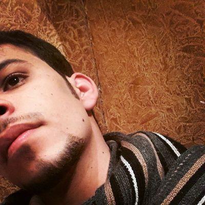 ‏‏‏أخلاقك ستجذبُ إليك قلوب الناس وإن گانوا لايعرفون عنگ شيئاً .!! 51F6BBDF