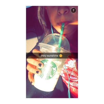 STARBUCKS IS LIFE☕️ izzyyy