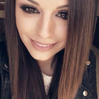 Cher is my sushine.               Kalin and Myles❤