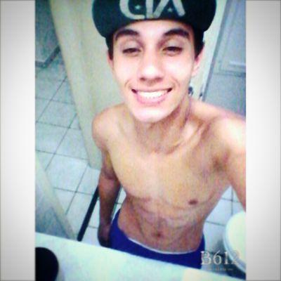 face: Yan Arcanjo
inst:Yan_Arcanjoo
whats: (11) 982961462  
Namorando (∩_∩)
