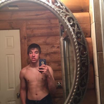 tannerclark_'s profile picture. live life to the fullest. single