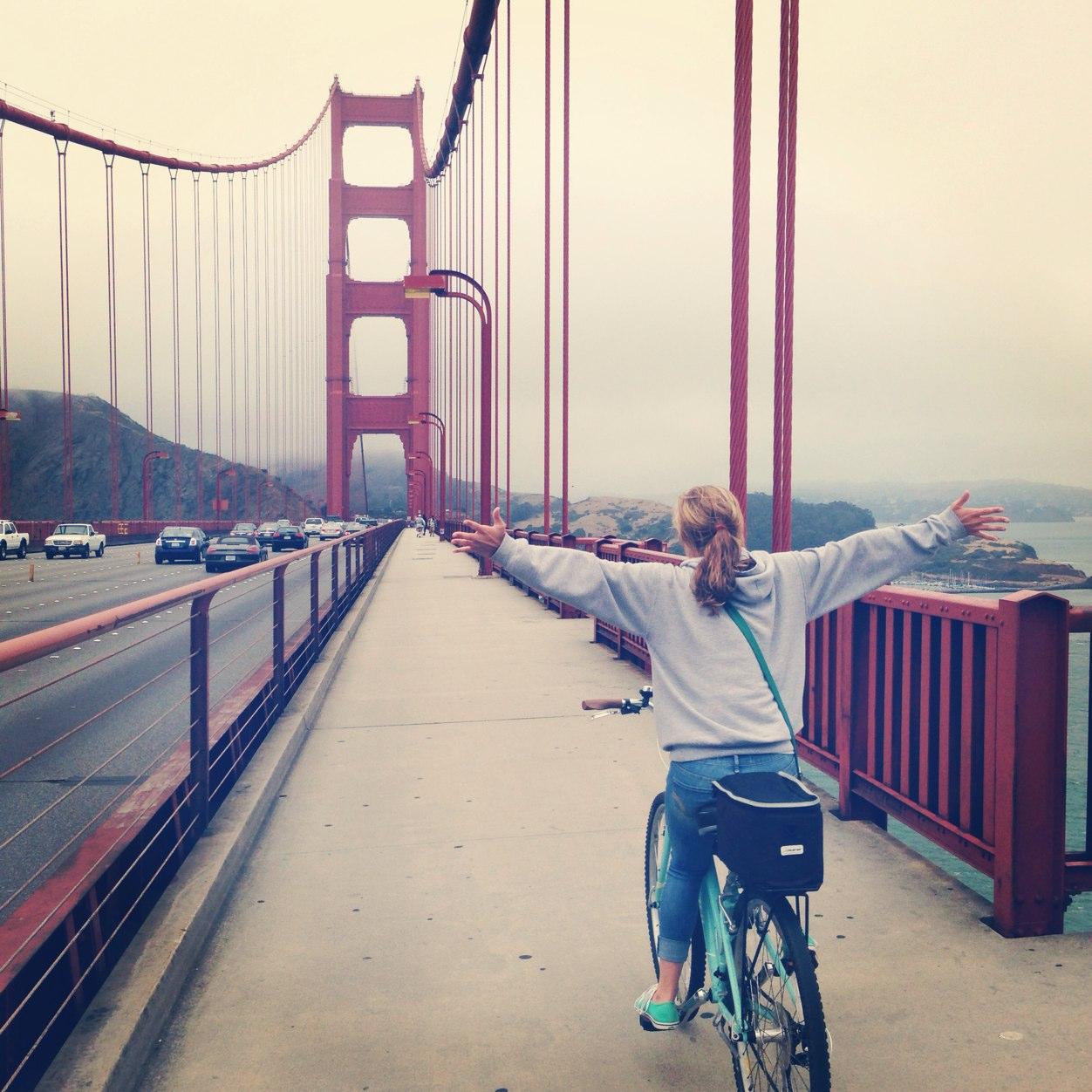 heyy_nayynayy's profile picture. :)