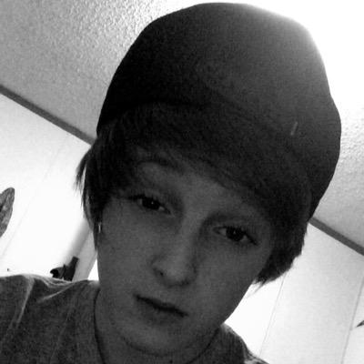 whiteBoiiHooper's profile picture. 