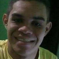Tomara que apesar dos apesares a gente nunca perca a vontade de ser feliz!