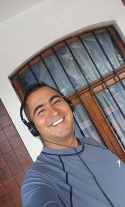 Cocinero Colombiano. Soñando y luchando. Si no luchas por tus sueños, mañana otros te contrataran, para que luches por los de ellos..