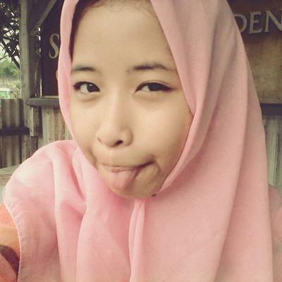 senyumin aja!:D:3||blablabla!:v