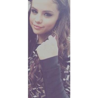 coconutselena's profile picture. | selena gomez is love, selena gomez is life |