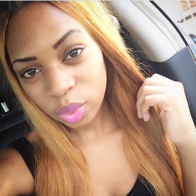 SmallsRuth's profile picture. last Twitter account got hacked. help me get my followers back up.