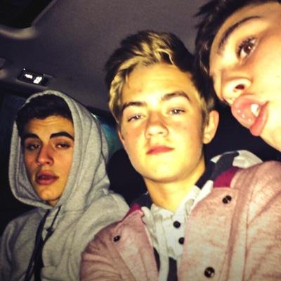 They were perky and hard to look away from | 3/16 of the llama squad | who needs a lane anyways