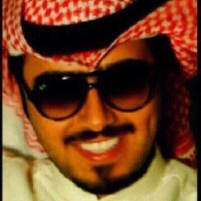 ماعاد بدري قلت لي وش تحرا ..
ذابت نجوم اليل من جمرالآهات
ماعاد بدري تدري العمر مرة ..
سرقت سنينه مننا كيف لحظات