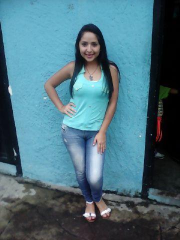 Orgullosamente enamorada y seguidora de Cristo ☆