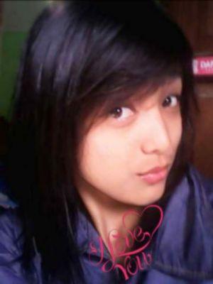 VitaJuliany's profile picture. sayang mas andri setiwan