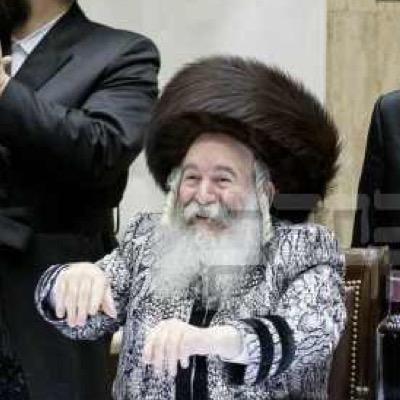bobovshtultz's profile picture. fan acct & mispallel of bobov shtultz but not affiliated with any of both Bobovs or with any individual