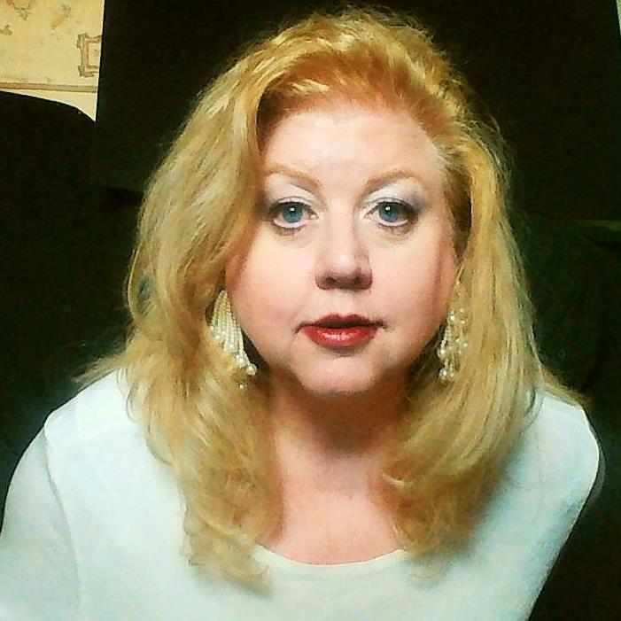 Elizabethwithaz Profile Picture