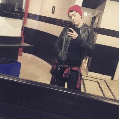 Follow Me And Ill Follow U ❤❤ Follow @Acl1622 ❤☁ Team O2L ❤ Stay Cloudy☁❤