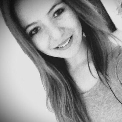 Hello, my name is lucrezia , i'm seventeen I love Daren Kagasoff ❤️