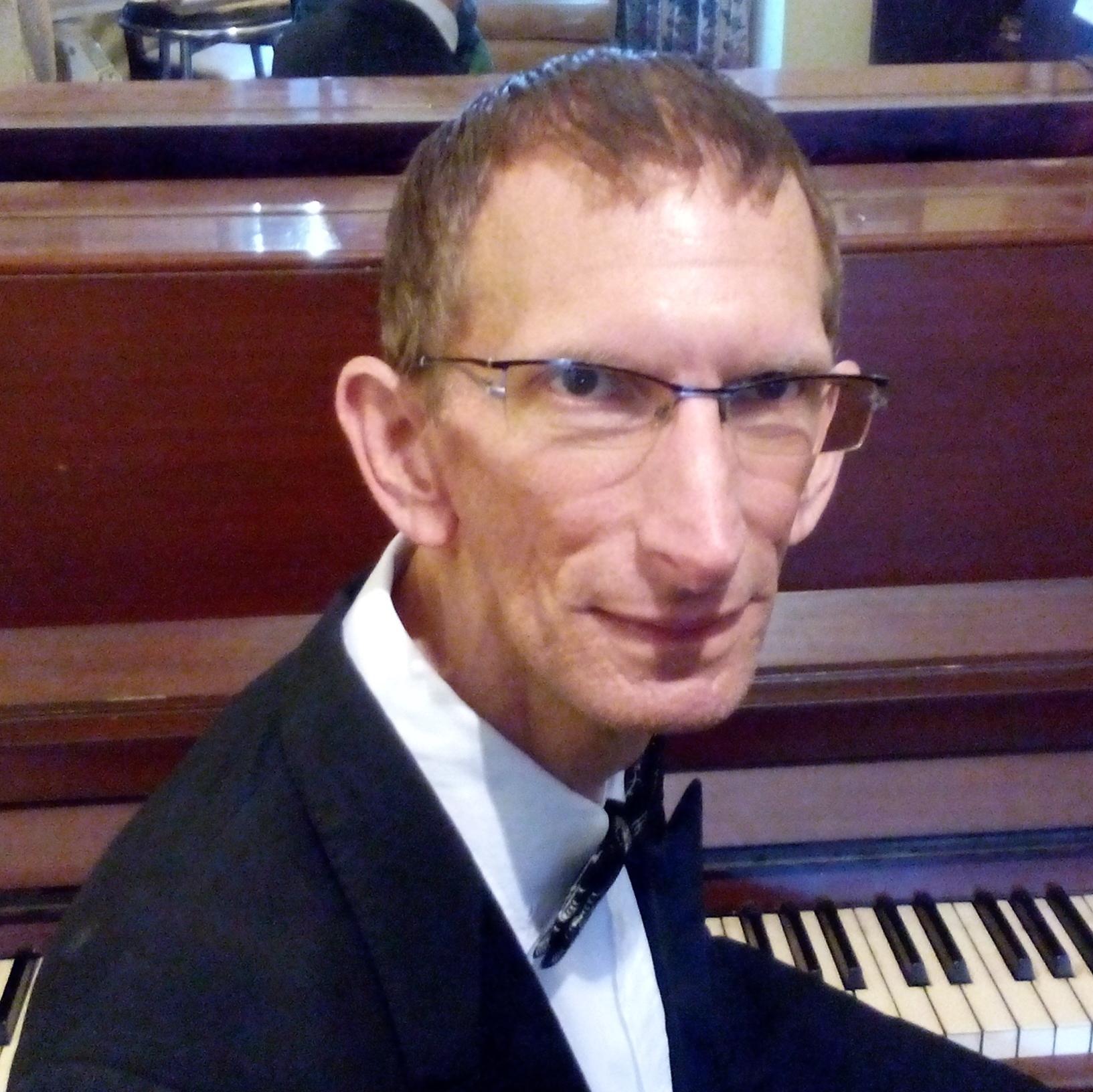 VTichart's profile picture. Piano Accompanist, Vocal coach and Music Lecturer