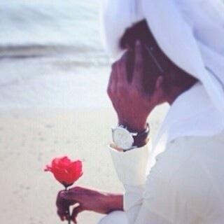 ولو غاب نور البدر في عتمة اليل ينشاف في وجه خلي . #انستقرام ahhmad445 #كيك a.a__79