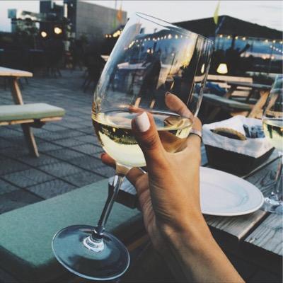 21 year old alcoholic trying to balance wine, school, an insane ex boyfriend, and to top it all off a severe shopping addiction.