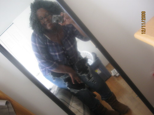 luv football {VIKINGS}..i am a SENIOR in high school..anything else u wanna knoe just ask!