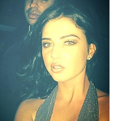 instagram - hollsww30