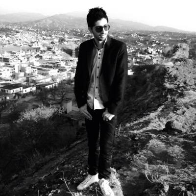 ateeqch4's profile picture. 