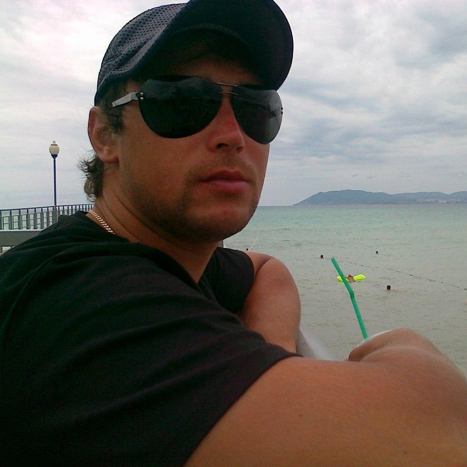 LLAPb_B_LLLOKE's profile picture. 