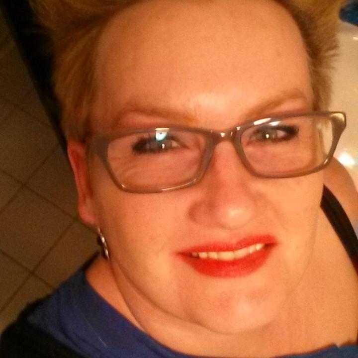 DoeRaak's profile picture. Moeders die zich 'niet' moeder voelen! Kinderen die de kracht van 'sterk' zijn willen ontdekken!  Mensen met uitputting - ziekte - Burn-out!